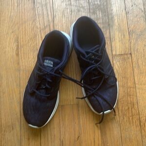 Adidas Cloud Foam Sneakers Size 10 Navy lace print